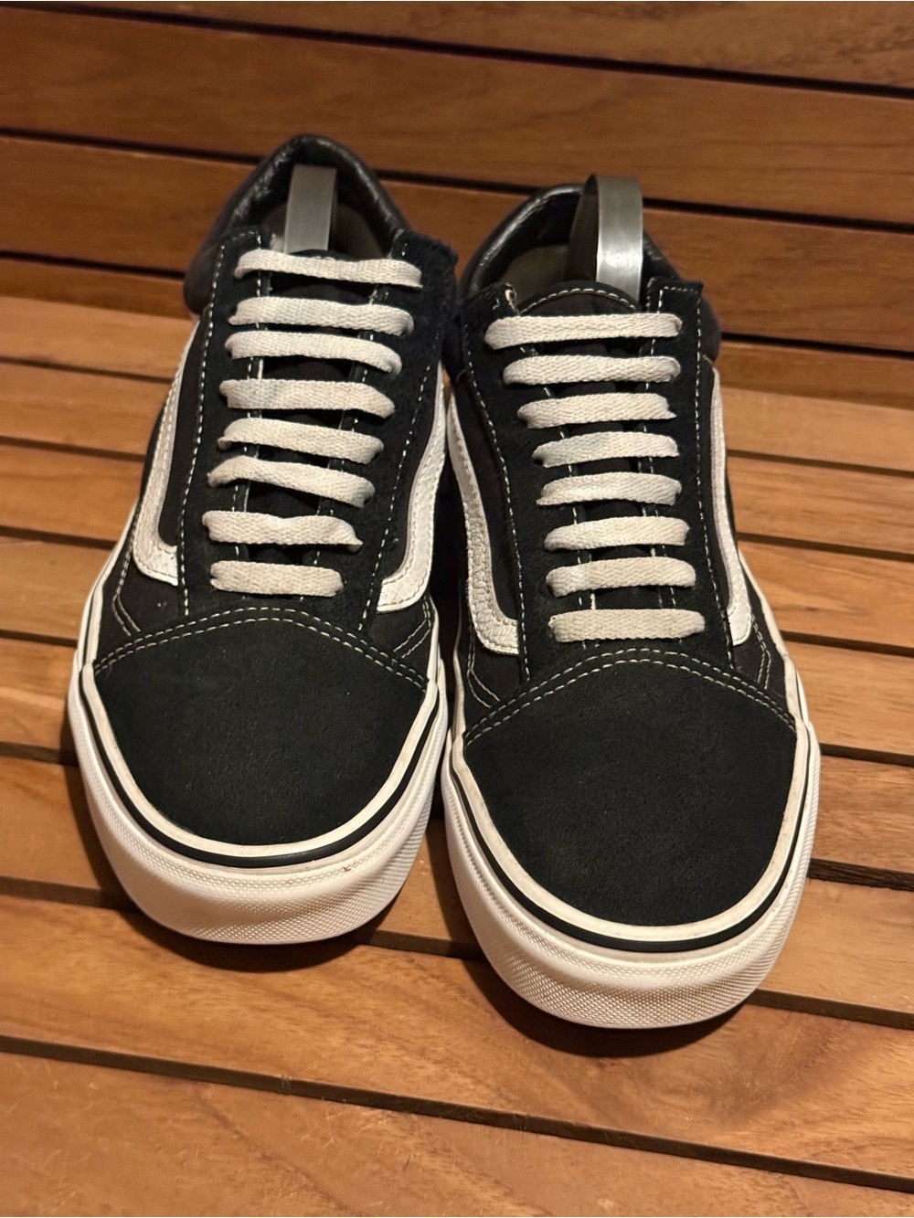 Vans Black Low-Top Sneakers with White Side Stripe M8.5 W10 - Picture 6 of 7